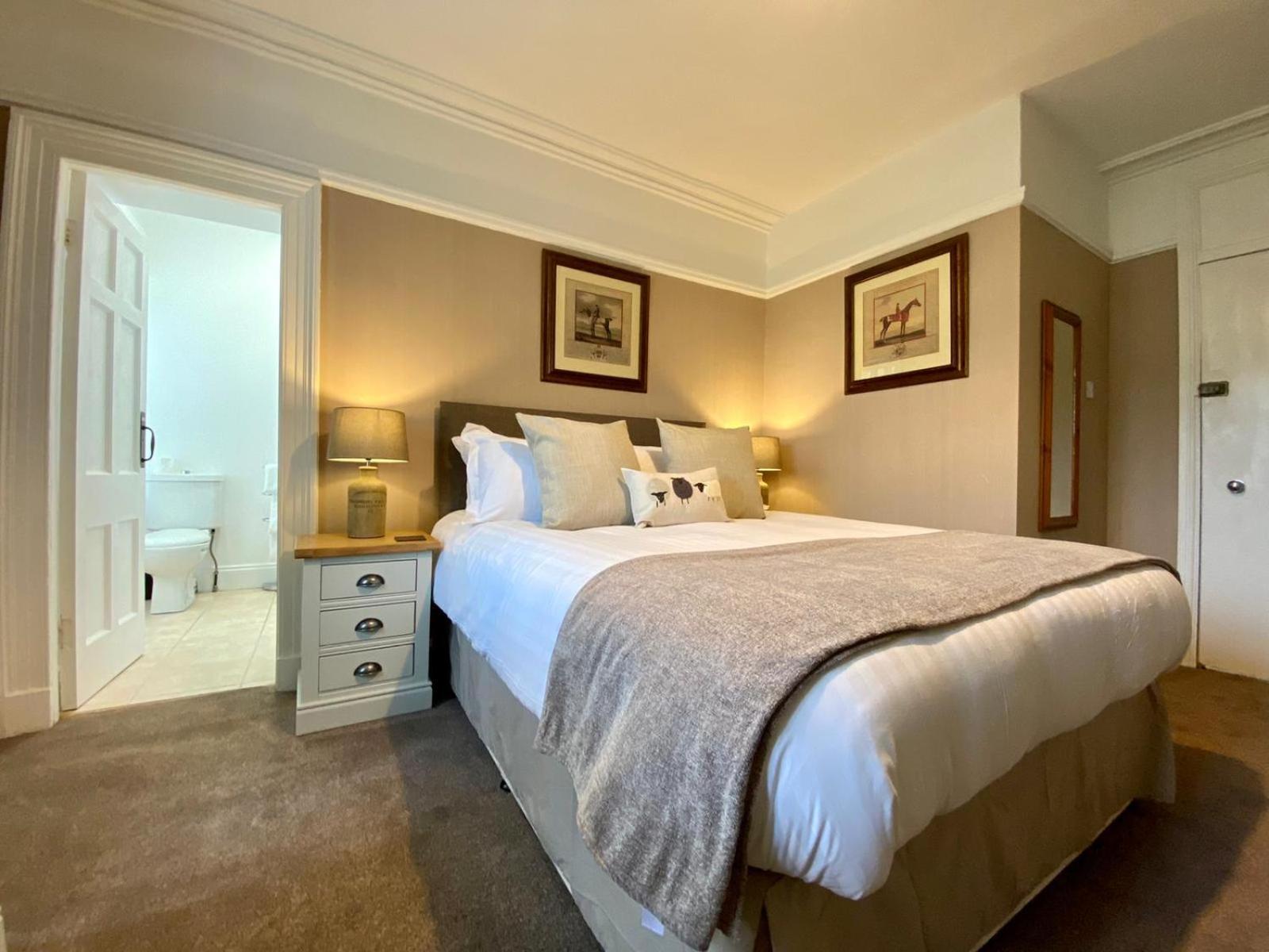 Harts Head Hotel Settle Habitación foto